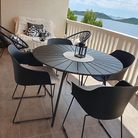 Lavender Apartments Drage Δωμάτιο φωτογραφία