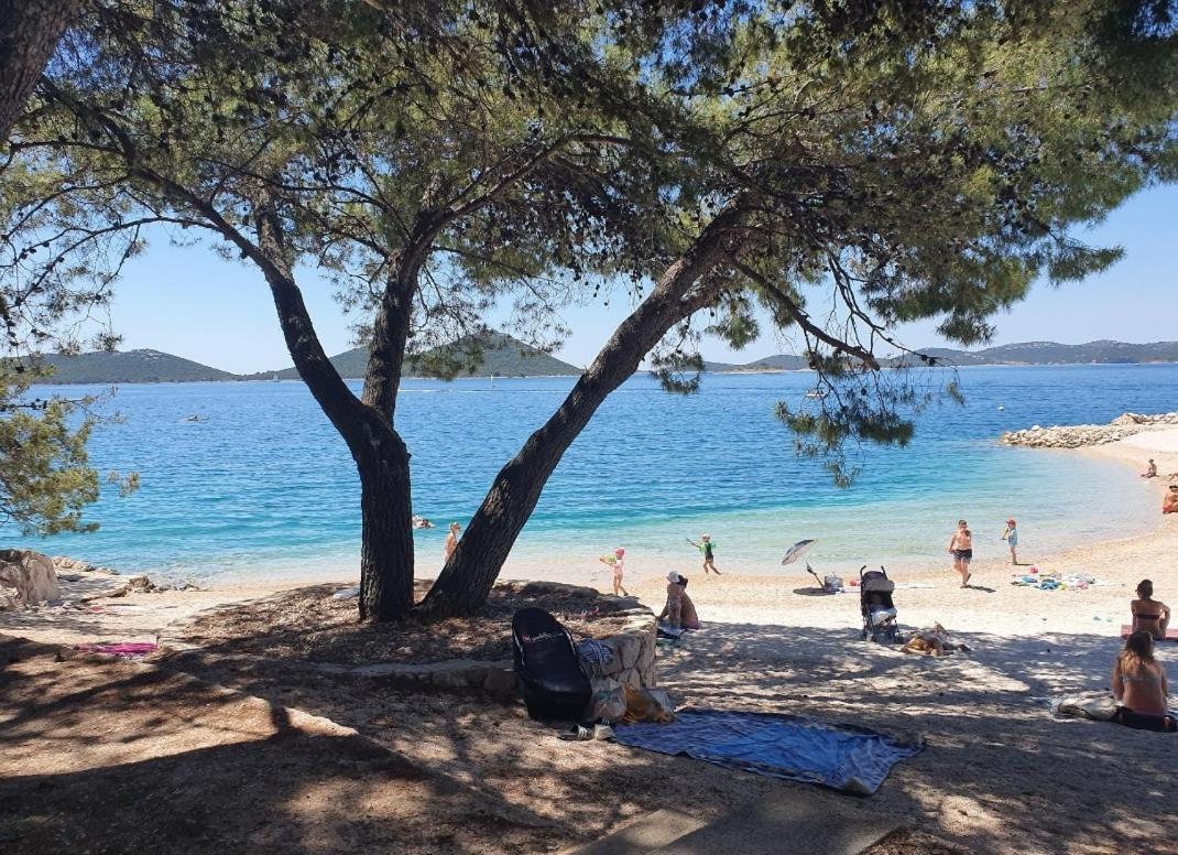 Lavender Apartments Drage Εξωτερικό φωτογραφία