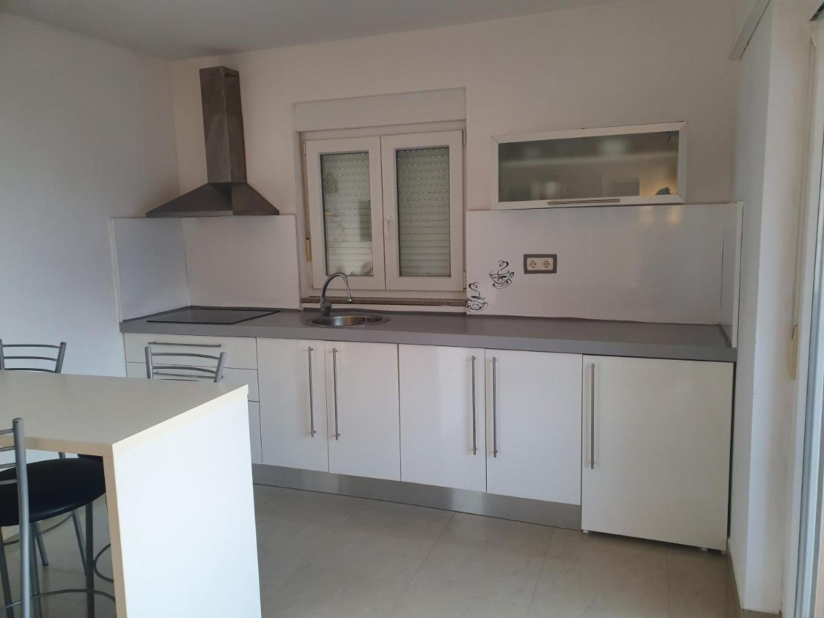Lavender Apartments Drage Εξωτερικό φωτογραφία