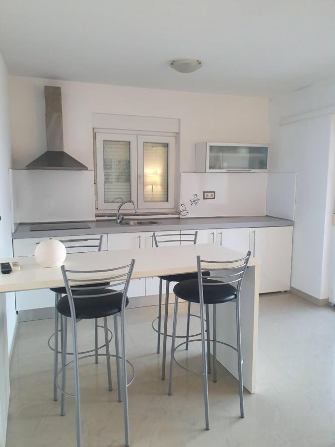 Lavender Apartments Drage Εξωτερικό φωτογραφία