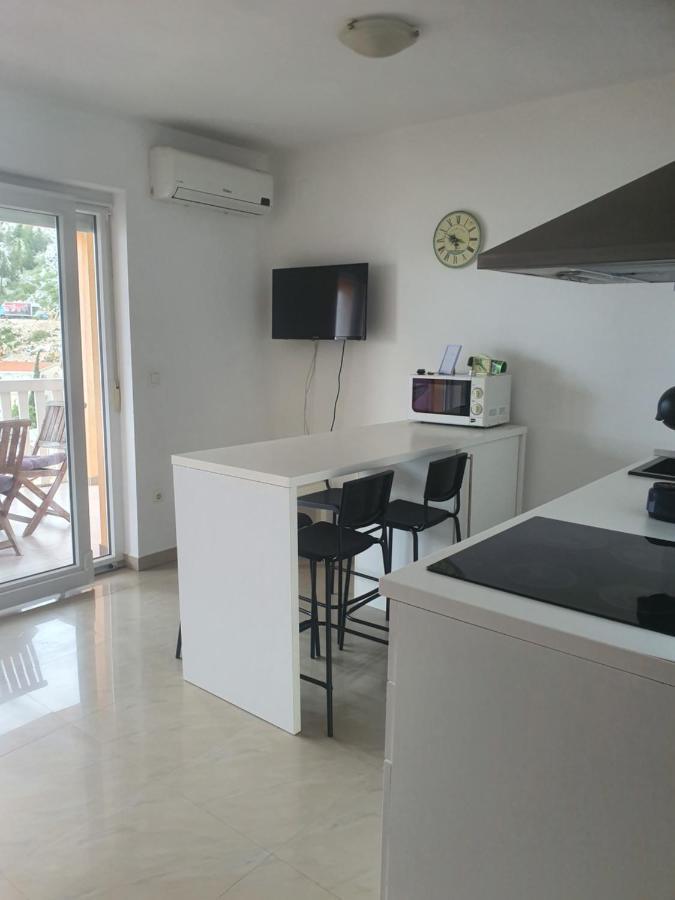 Lavender Apartments Drage Εξωτερικό φωτογραφία