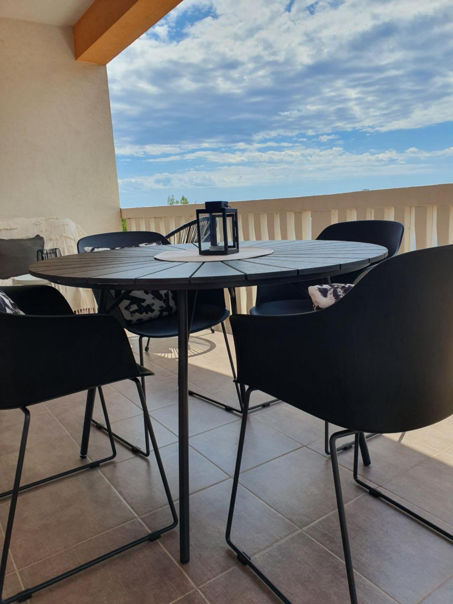 Lavender Apartments Drage Δωμάτιο φωτογραφία