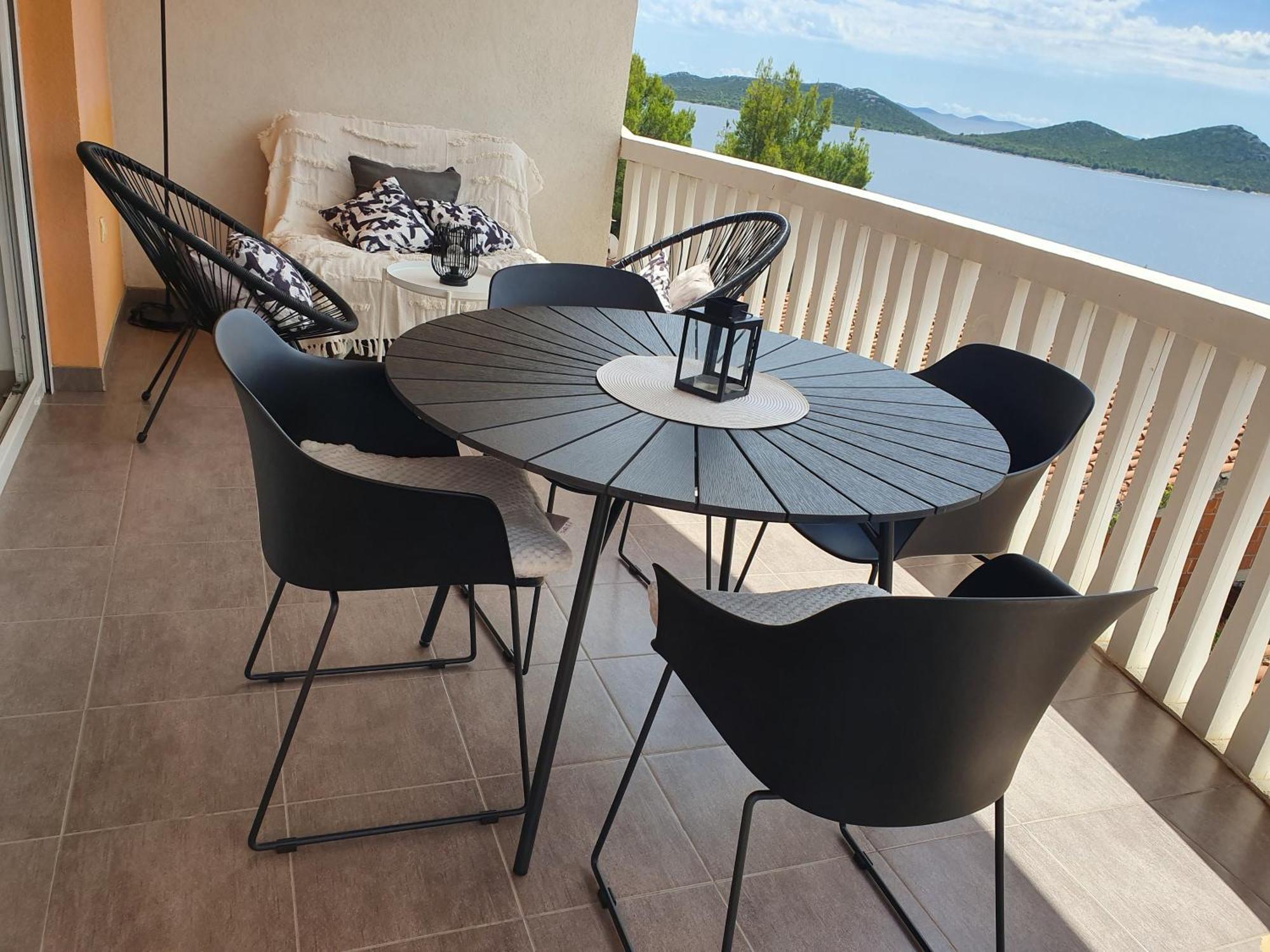 Lavender Apartments Drage Δωμάτιο φωτογραφία