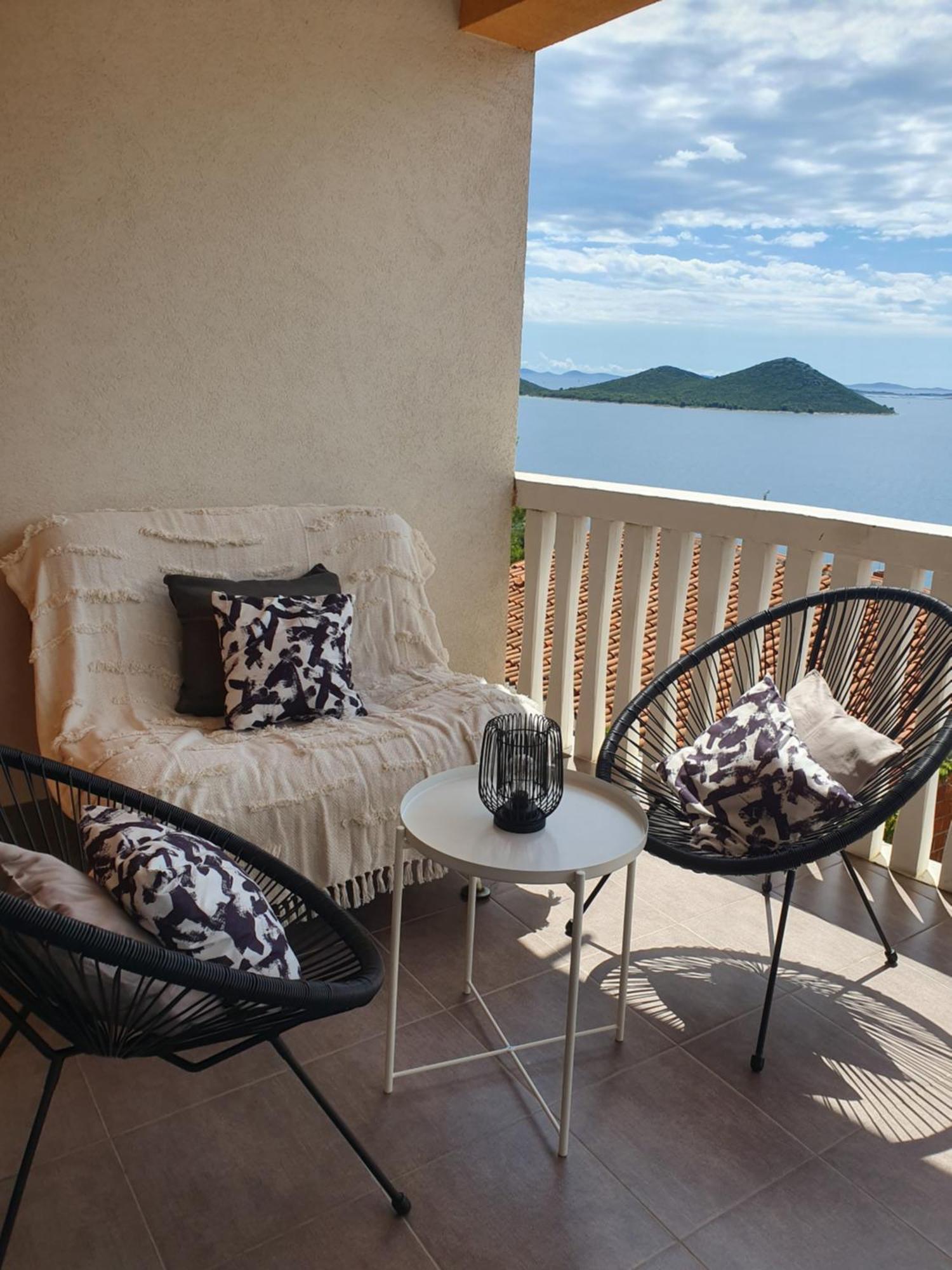 Lavender Apartments Drage Δωμάτιο φωτογραφία