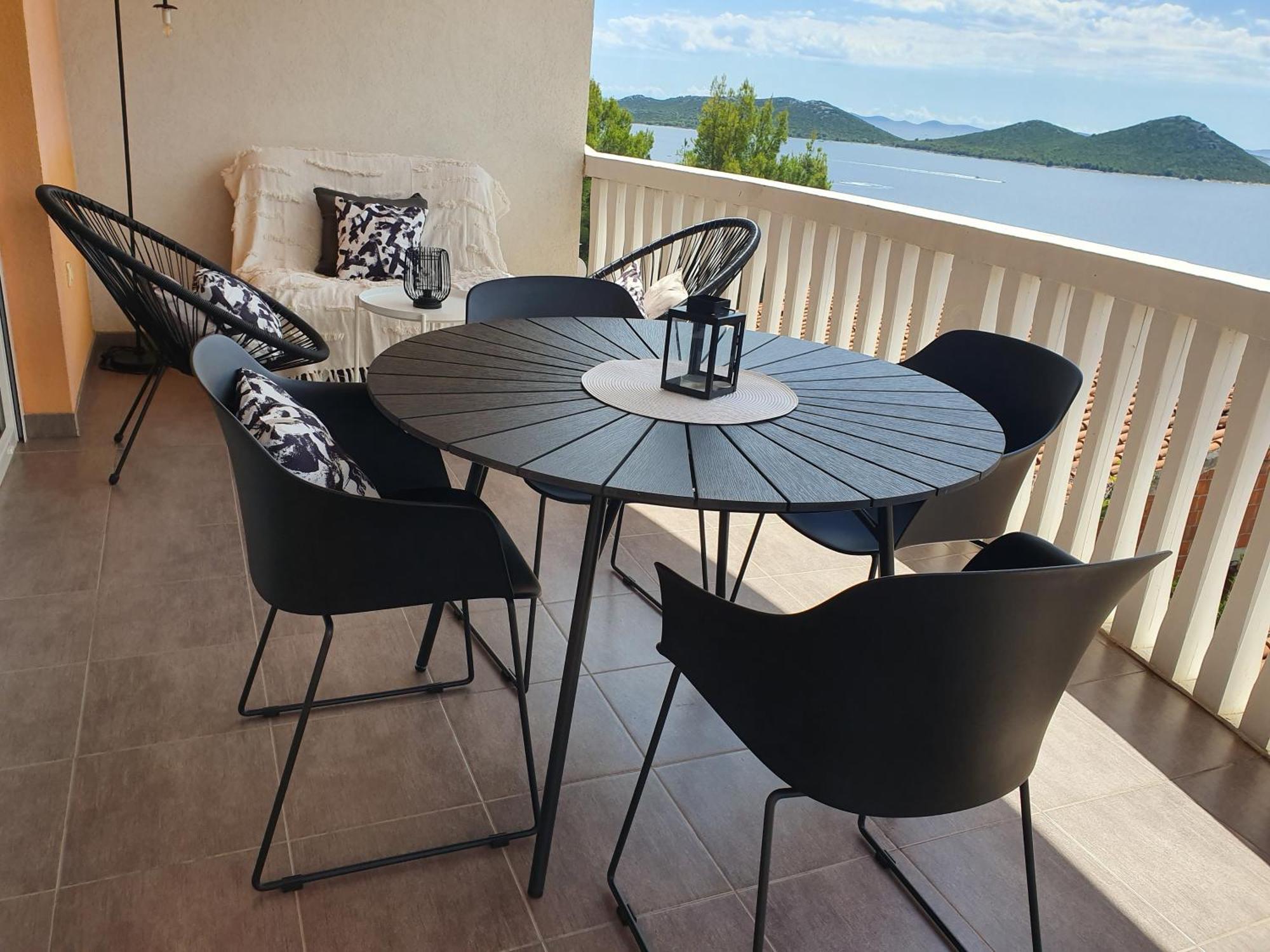 Lavender Apartments Drage Δωμάτιο φωτογραφία